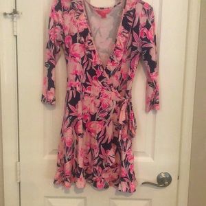 Lilly Pulitzer Jessalynne Romper in Flamingle size Xs.